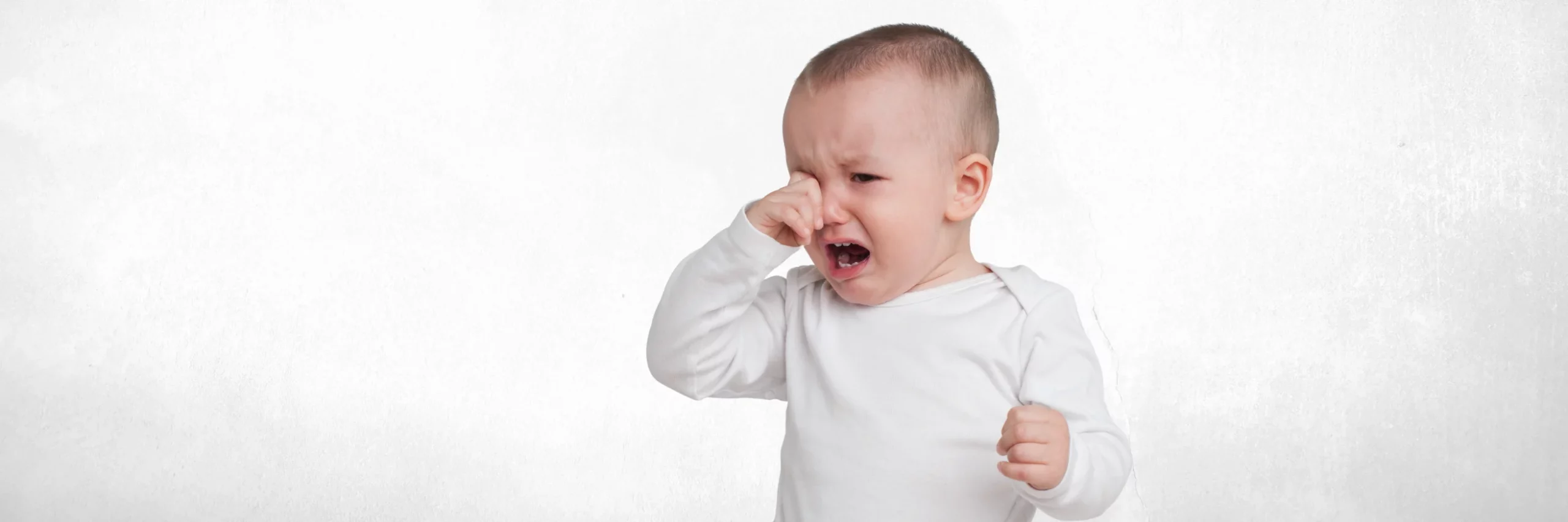 תינוק בוכה