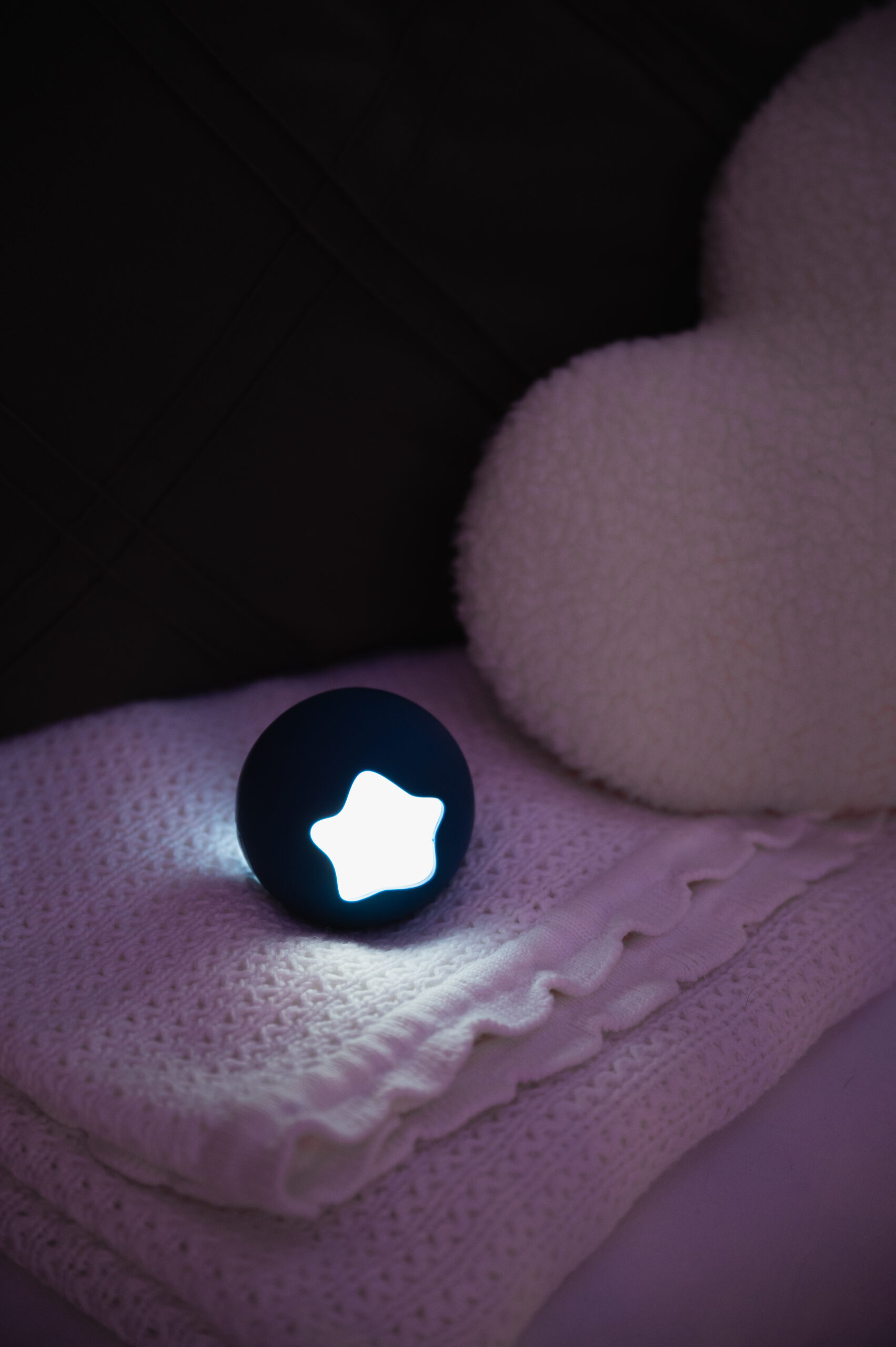 מנורת הלילה הניידת Little Moon